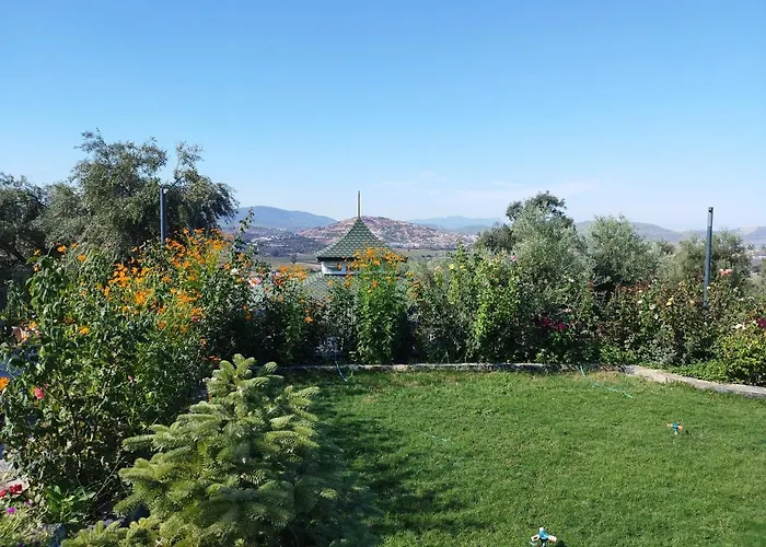 Olive Garden Retreat