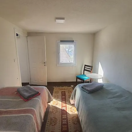 Hotel Olive Garden Retreat